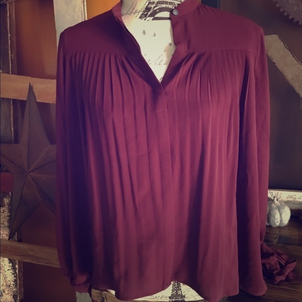 NWT Abercrombie & Fitch Burgundy Flowing Blouse XS
